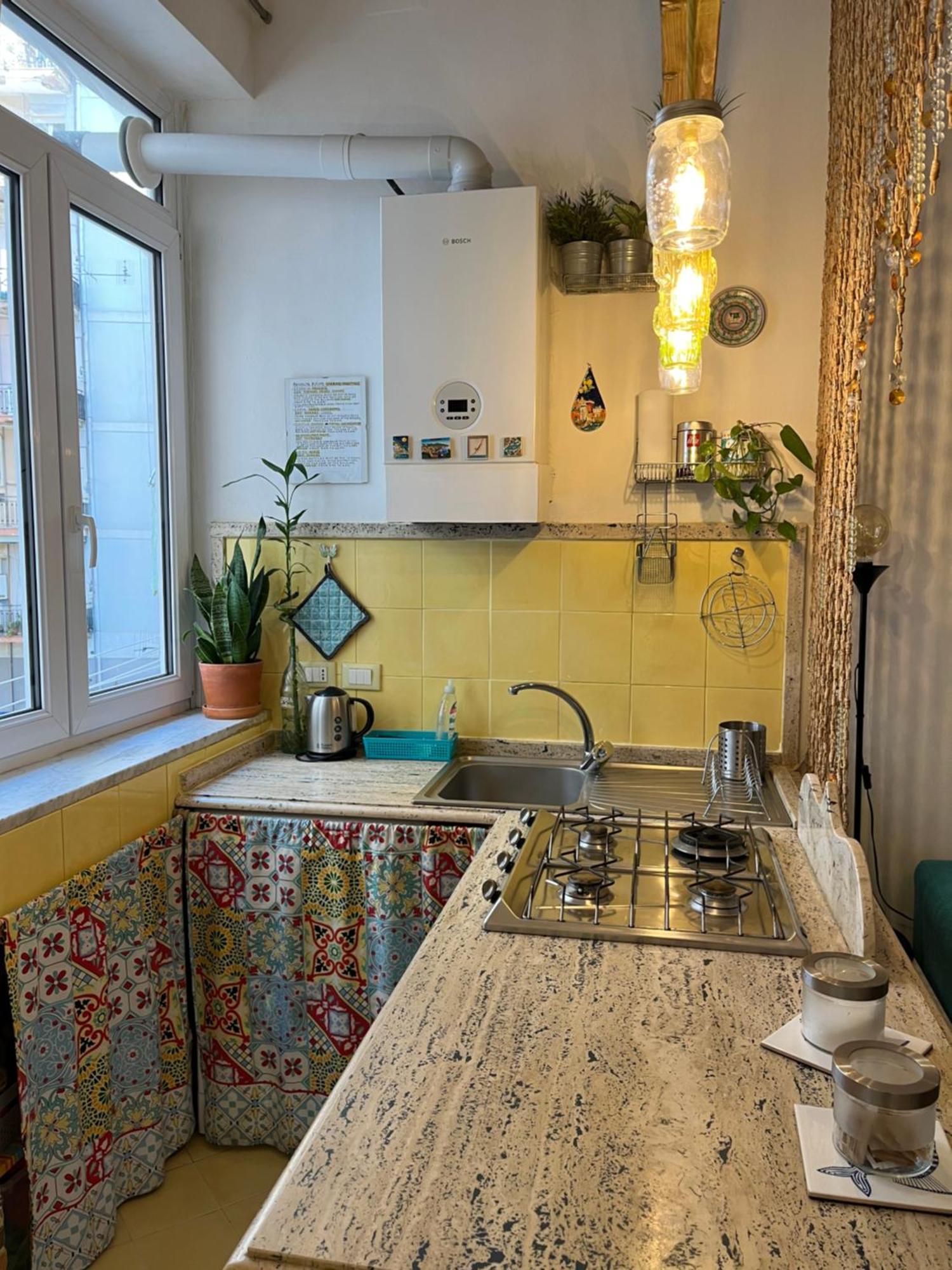 Casa Vacanze Seahorse Salerno Exterior foto